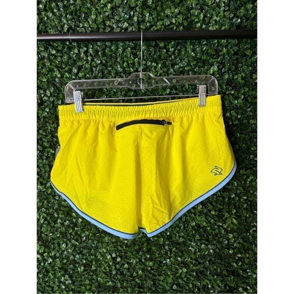 Rabbit Women’s Aurora Repeat Yellow Shorts Size Medium NWT 2 Inch Inseam - Picture 3 of 4